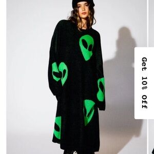 Dressed in LALA Black and Green Alien Long Sleeve Dress 👽👽
